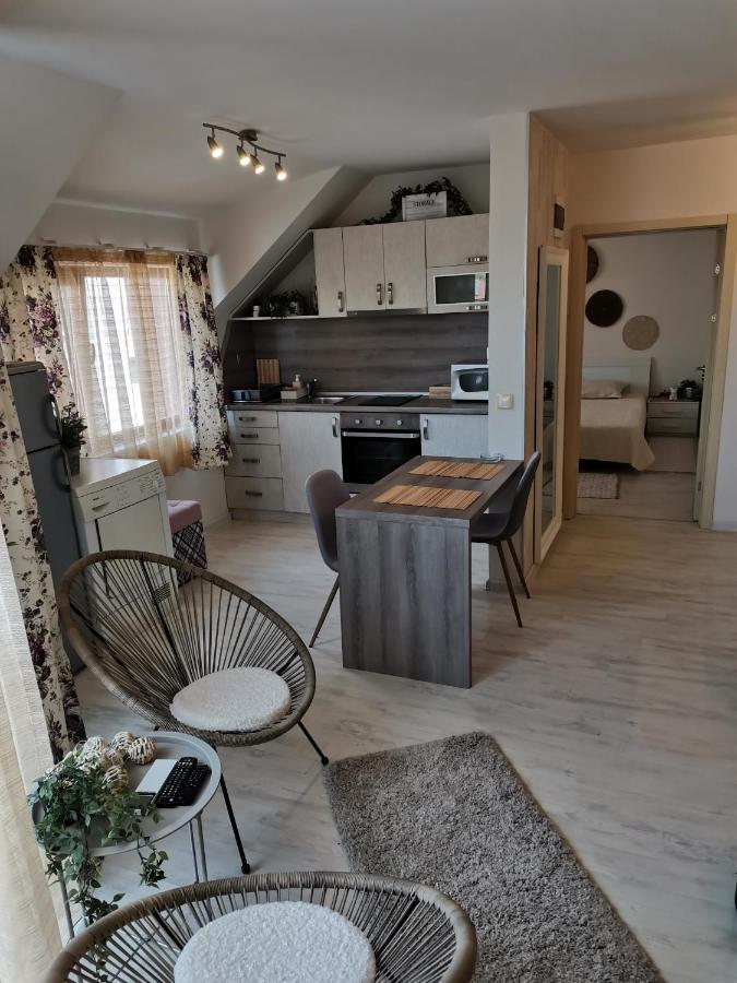 Ferienwohnung Sweety Sliven Exterior foto
