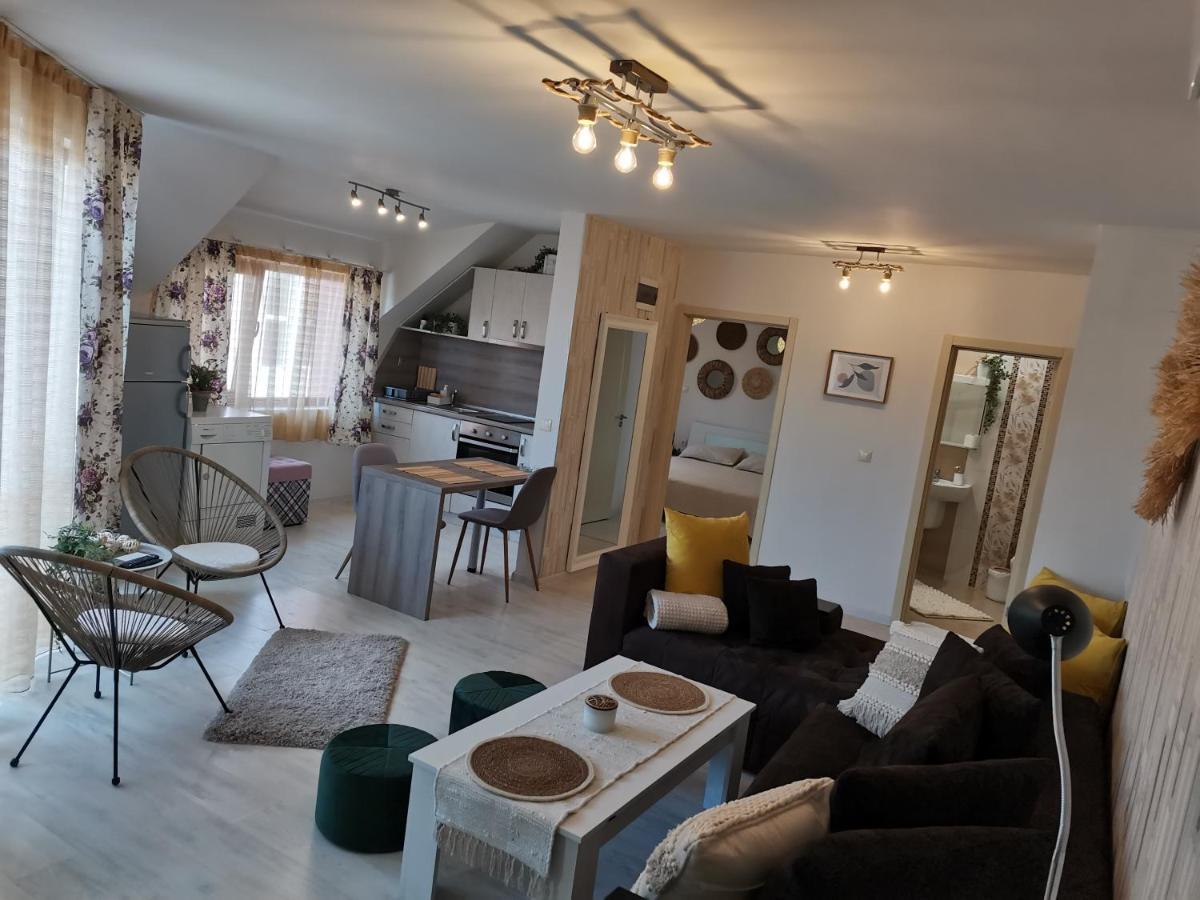 Ferienwohnung Sweety Sliven Exterior foto